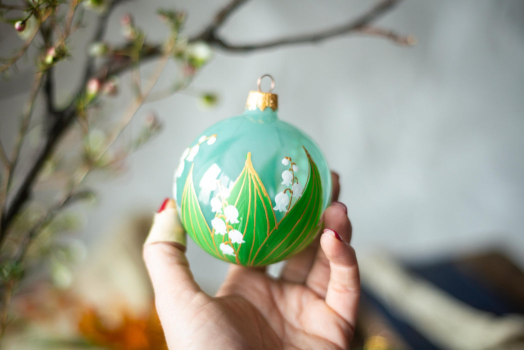 Hand Painted Easter Baubles – Floral Hanging Decorations | Glass Ornaments 9cm