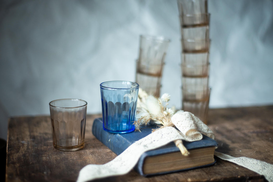 1970s Brown and Blue Shot Glasses – Vintage Sets
