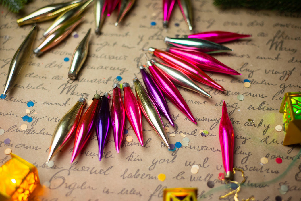 Small Vintage Glass Icicle Ornaments, Pink & Silver – 1950s