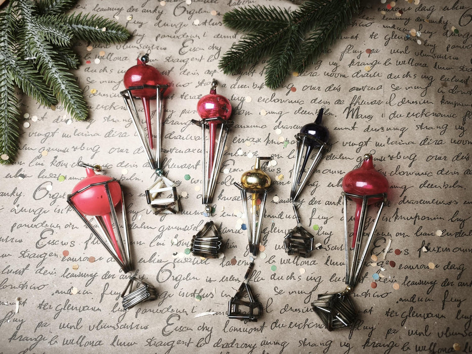 Soviet Sputnik Ornament, Vintage Glass Long Drop 16-18Cm Red/Gold