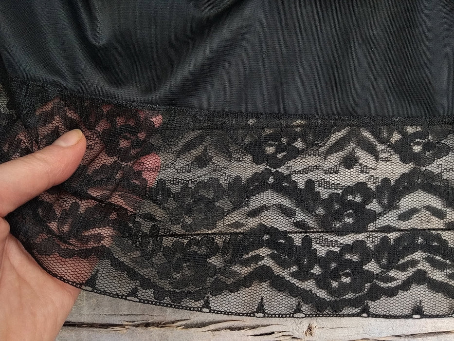 Vintage Lace Night Dress - Retro Nightie With Sheer Floral Lace Pattern & Vneck Slip Dress