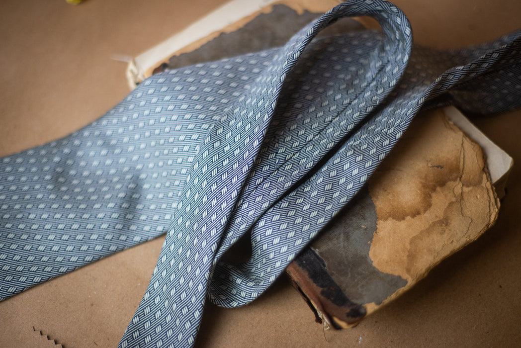 Vintage Silk Necktie - Classic Designer Gray Abstract Tie for Groom Wedding