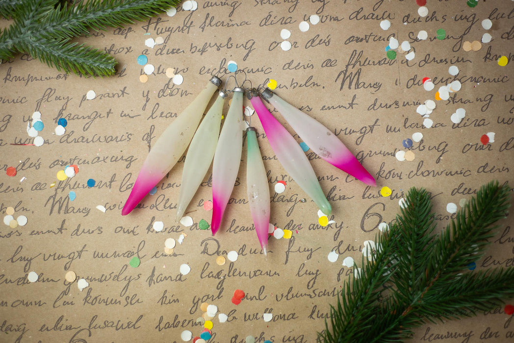 Vintage Frosted Glass Icicles – Set of 6