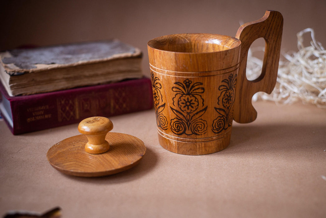 Wooden Beer Mug with Lid, Handcrafted Engraved Tankard, Rustic Ale Stein