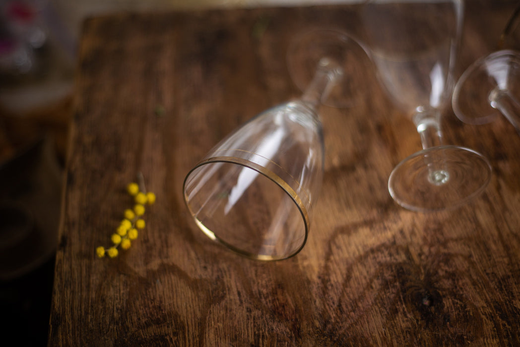 Vintage Gold Rim Wine Glasses – Set of 4
