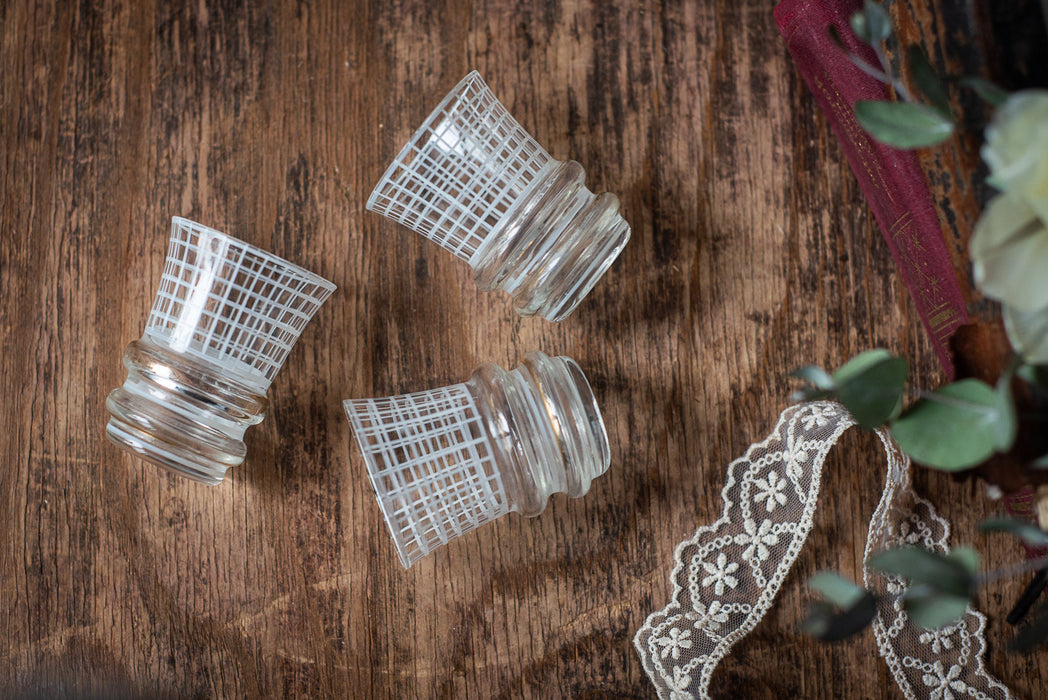 Vintage Grid Shot Glasses – Set of 3
