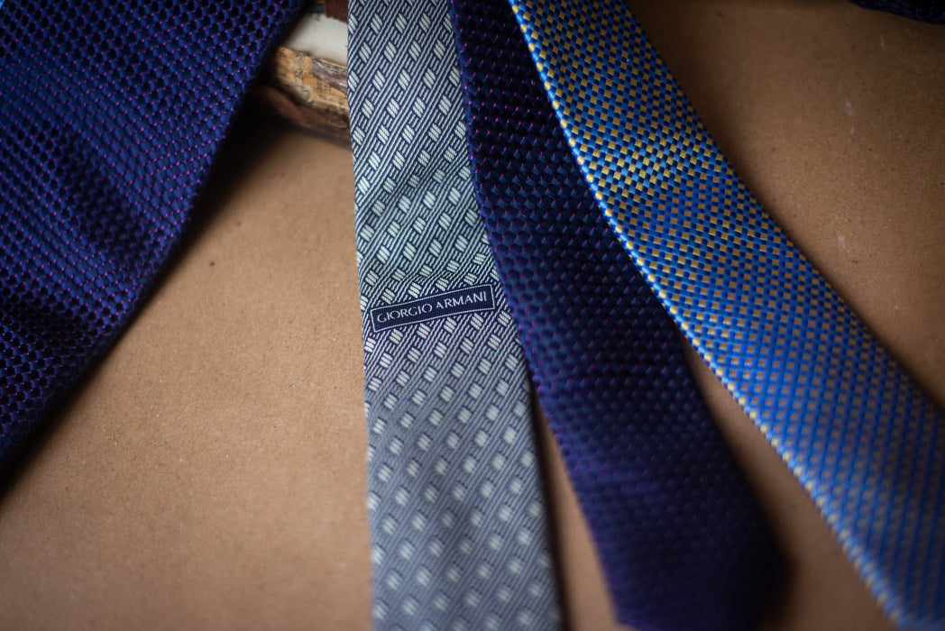 Vintage Silk Necktie - Classic Designer Gray Abstract Tie for Groom Wedding