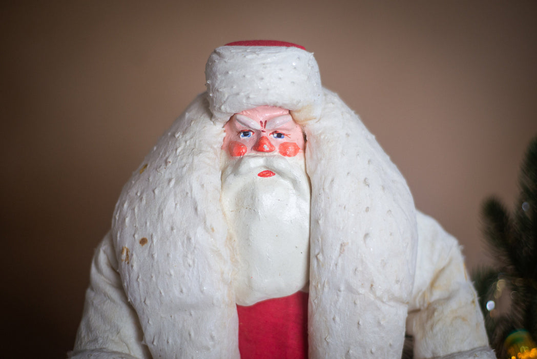 18 Inch Vintage Santa Claus Figurine, Rustic Christmas