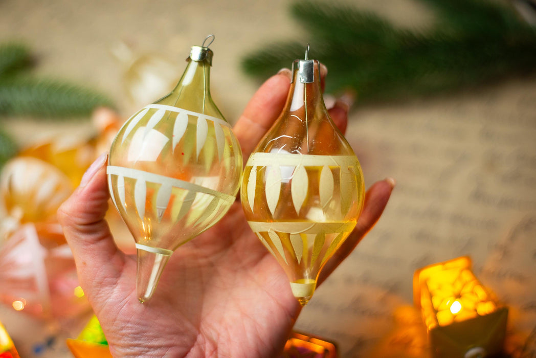 1950s Pink Yellow Glass Drop Ornaments – Set of 7