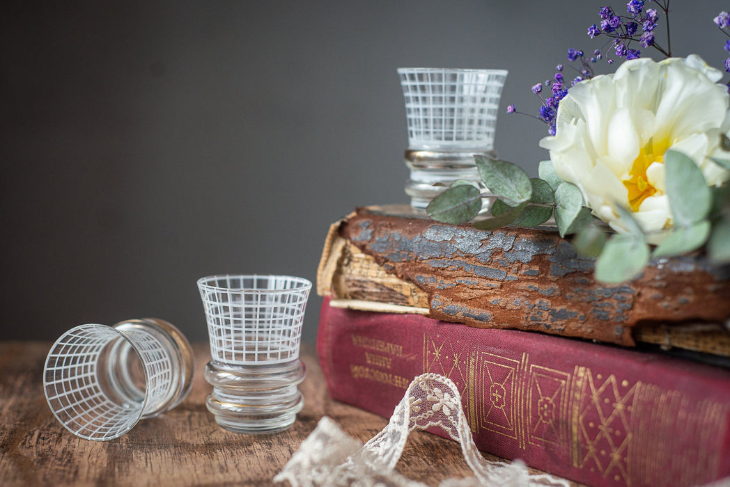 Vintage Grid Shot Glasses – Set of 3