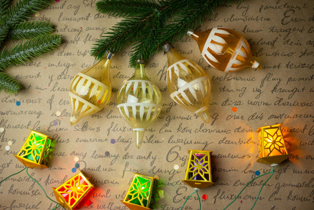 Vintage Glass Drop Christmas Ornaments Set of 7, Pink Yellow 1950s Baubles