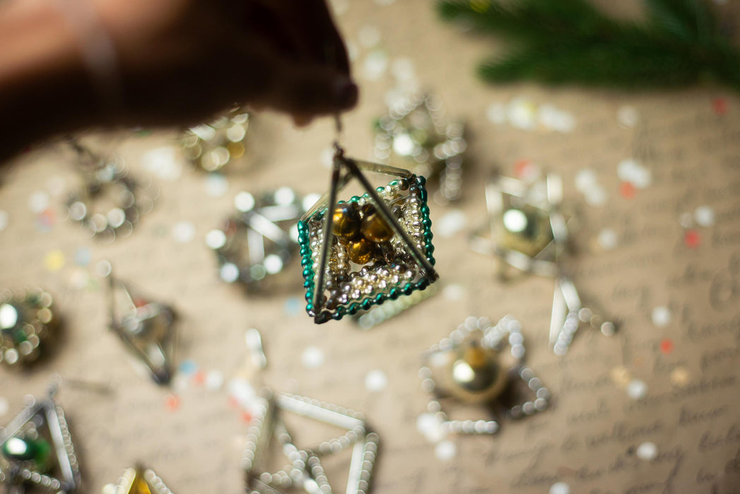 Vintage Sputnik Glass Ornaments – Set of 8