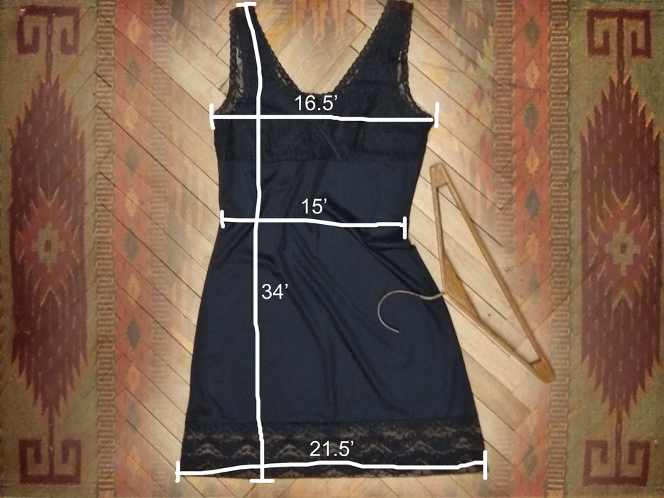 Vintage Lace Night Dress - Retro Nightie With Sheer Floral Lace Pattern & Vneck Slip Dress