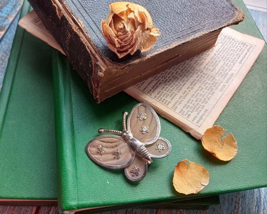 Vintage Butterfly Brooch: Silver Tone Insect Pin, Retro Jewelry