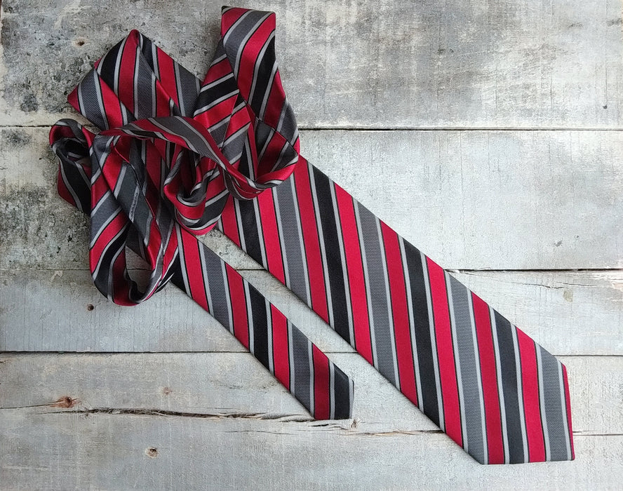 Vintage Silk Ties – Burgundy Necktie | Paisley, Striped & Skinny Printed Styles