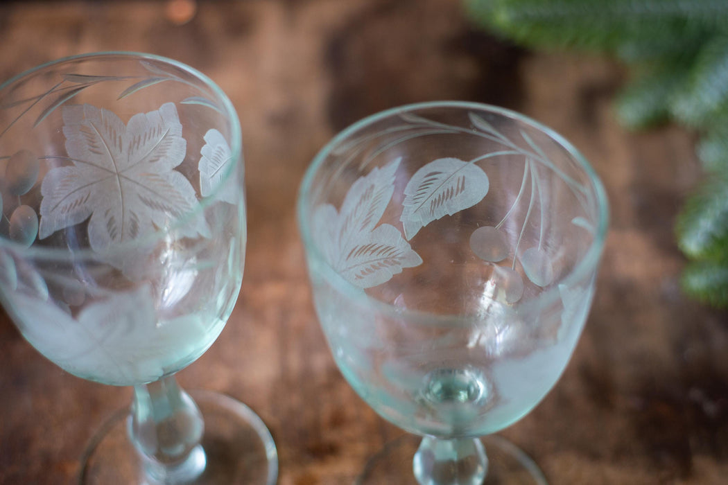 1970s Etched Crystal Wine Glasses – Set of 2