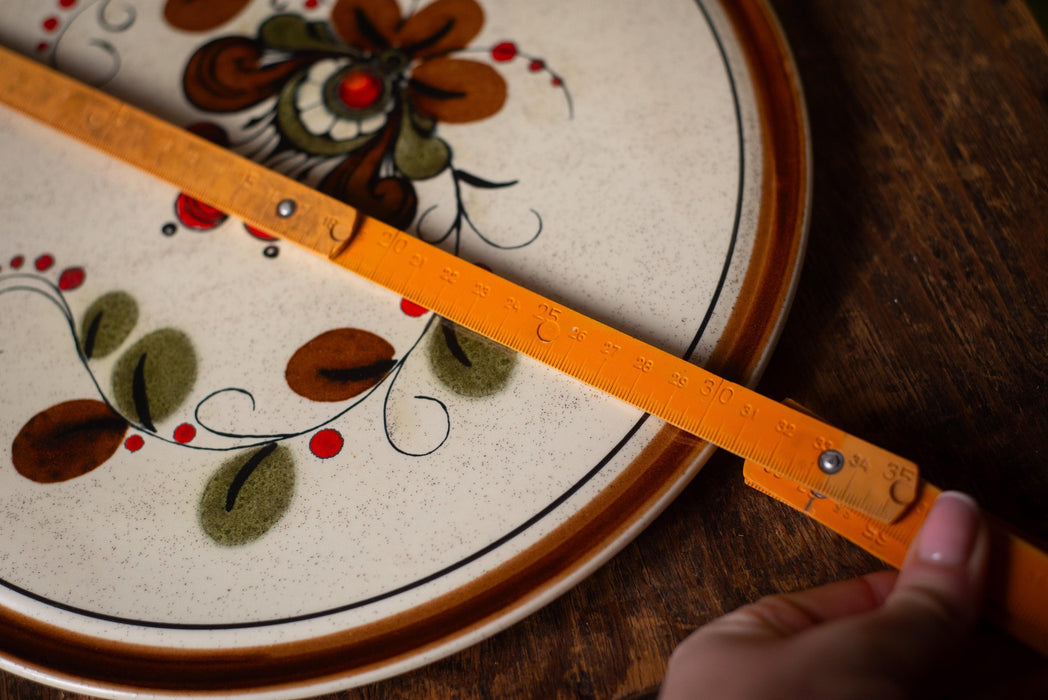 Vintage Ceramic Cake Plate - Hand Painted Folk Pottery, Rustic Serving Platter 30 cm