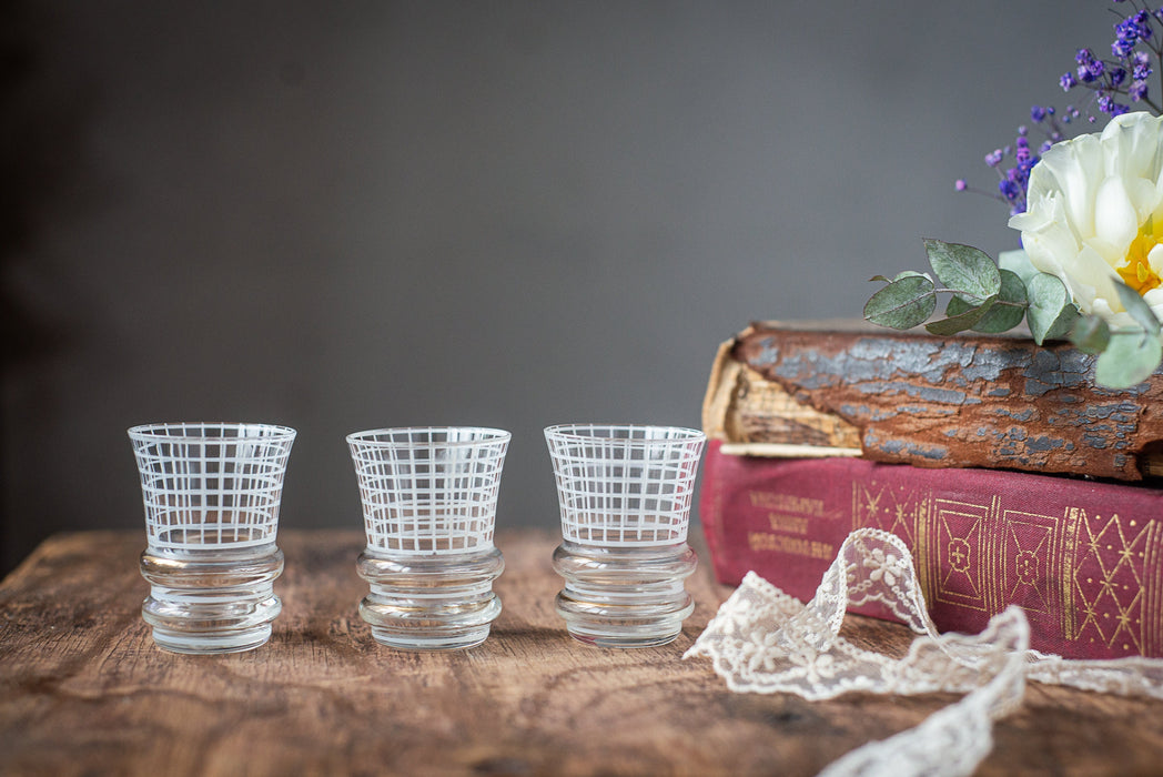Vintage Grid Shot Glasses – Set of 3