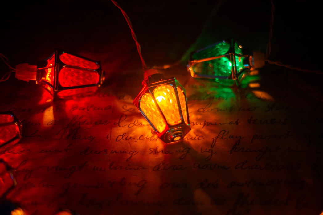 Vintage Lantern Christmas Lights, Retro Tree String Lights, Working Holiday Garland