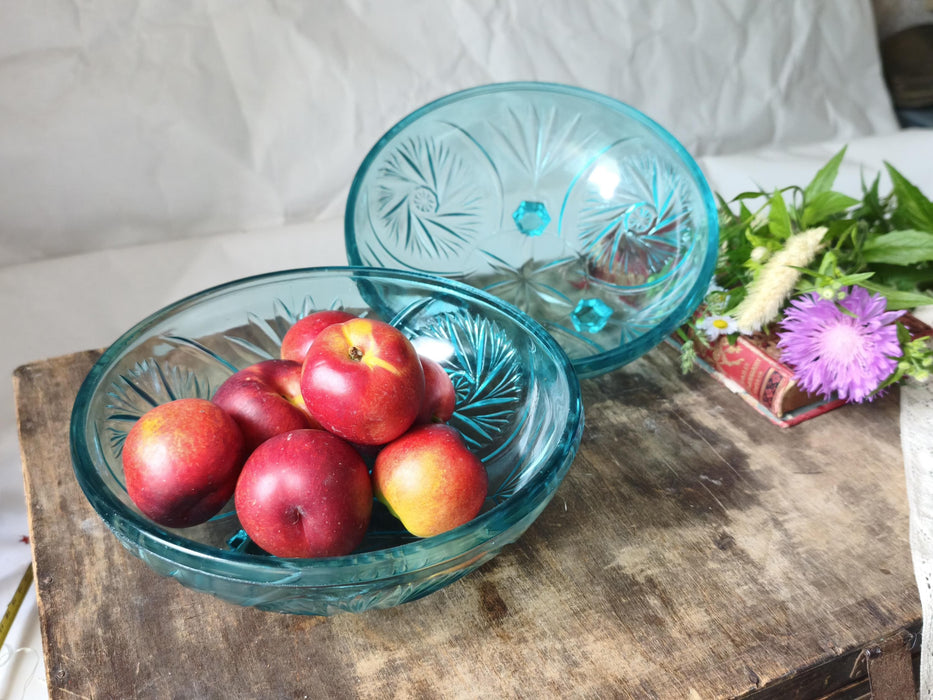 Vintage Glass Bowl – Blue Turquoise Fruit Serving Dish with Pressed Starburst Pattern