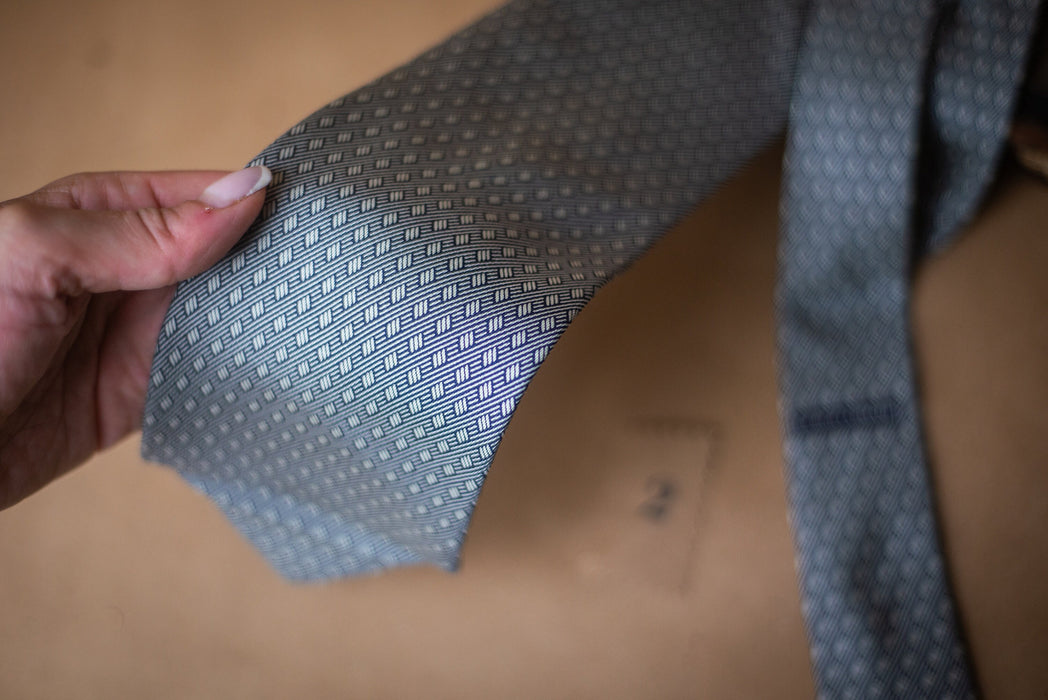 Vintage Silk Necktie - Classic Designer Gray Abstract Tie for Groom Wedding