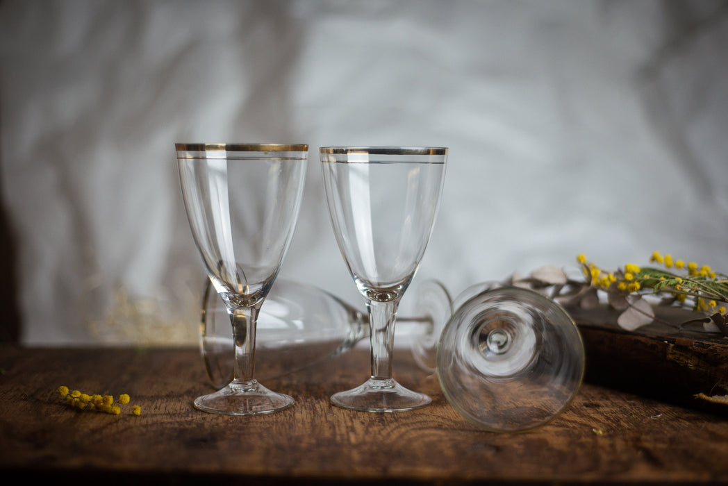Vintage Gold Rim Wine Glasses – Set of 4