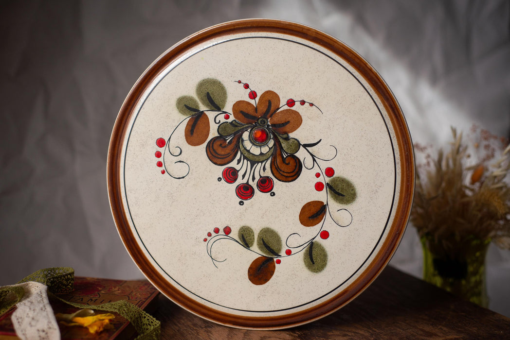 Vintage Ceramic Cake Plate - Hand Painted Folk Pottery, Rustic Serving Platter 30 cm