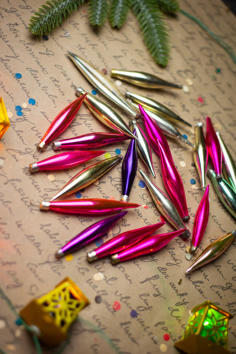 Small Vintage Glass Icicle Ornaments, Pink & Silver – 1950s