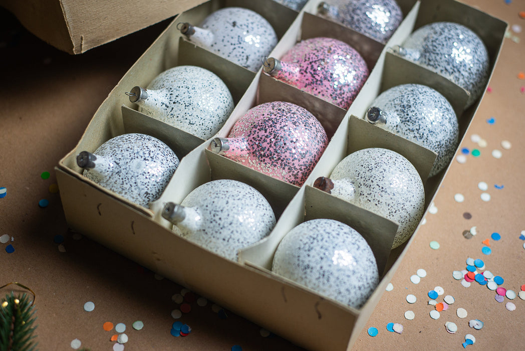 Vintage Christmas Ornaments – Set of 12 Frosted Glass Balls in Original Box
