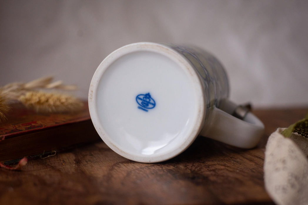 Vintage Bavarian Beer Stein Apple Pattern Ceramic Mug with Lid Germany