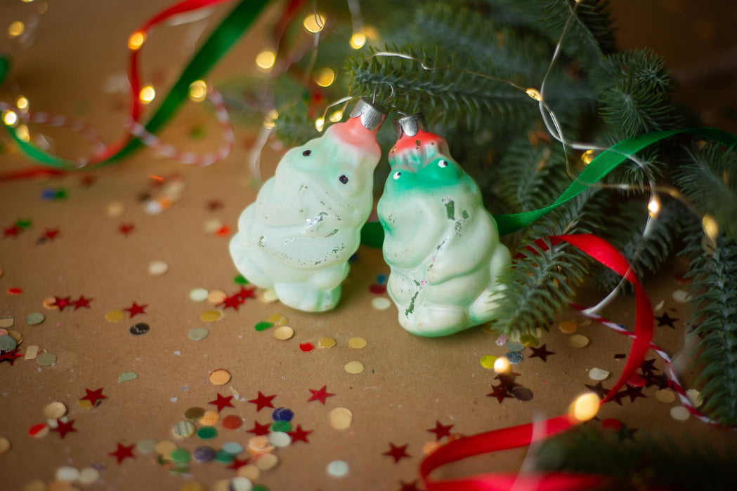 Vintage Green Glass Frog Ornament, 1970s