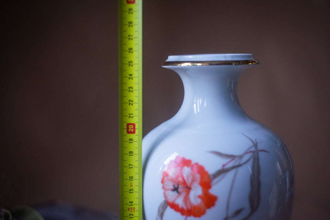 Vintage white porcelain vase, with red poppies, thomas Bavaria vase, 70th