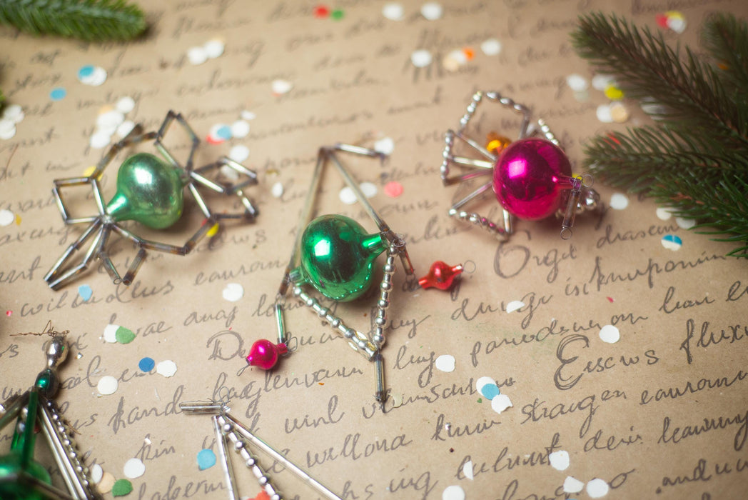 Vintage Sputnik Glass Ornaments – Set of 6