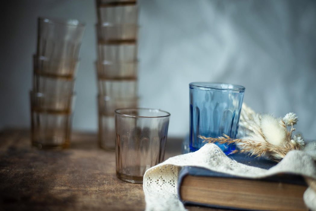 1970s Brown and Blue Shot Glasses – Vintage Sets