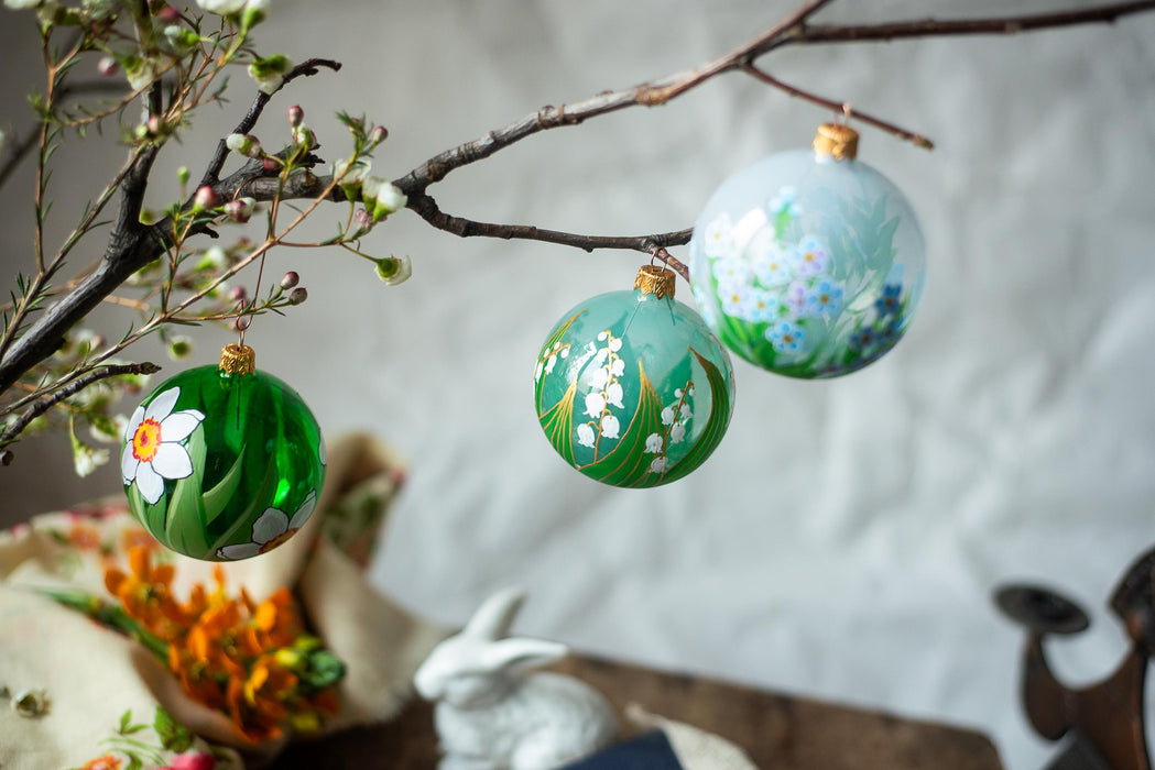 Hand Painted Easter Baubles – Floral Hanging Decorations | Glass Ornaments 9cm