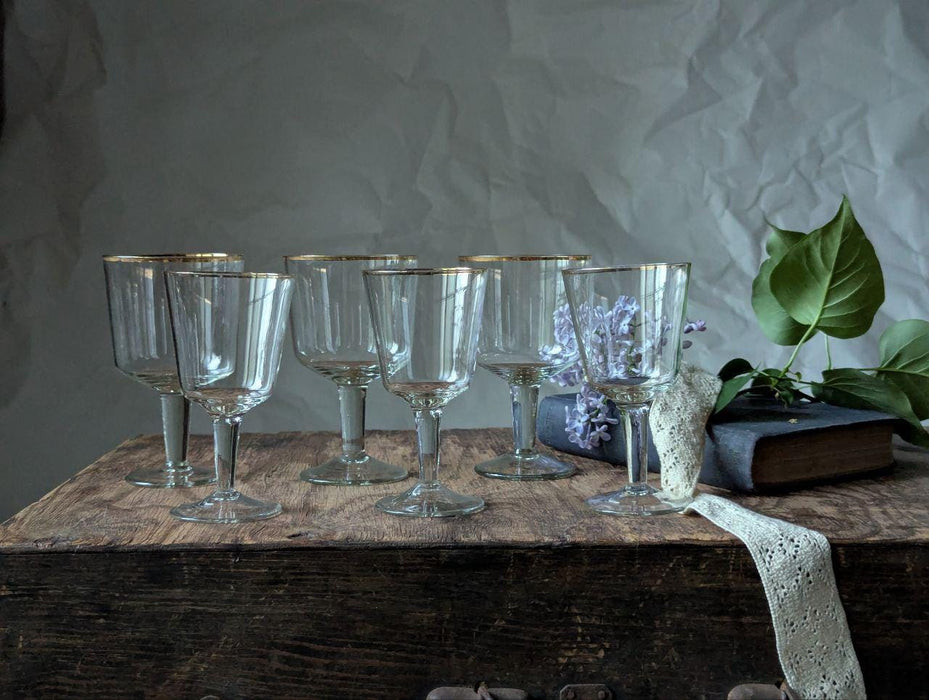 1950s Gold Rim Wine Glasses – Vintage Set