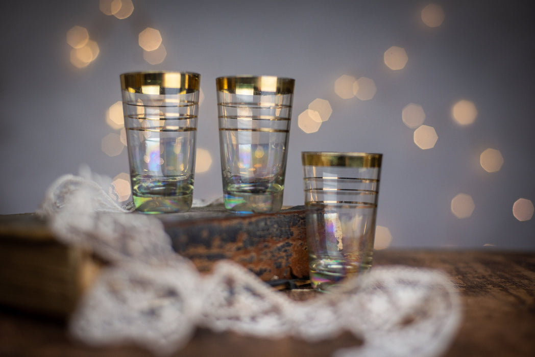 1970s Vintage Mini Shot Glasses – Barware Set