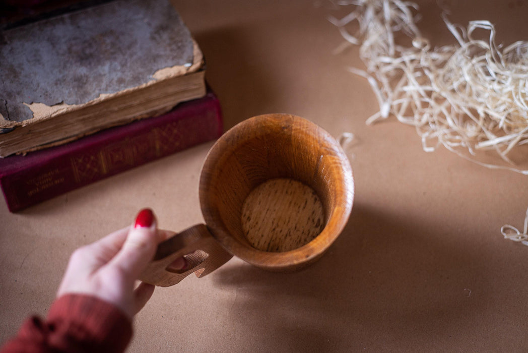 Wooden Beer Mug with Lid, Handcrafted Engraved Tankard, Rustic Ale Stein