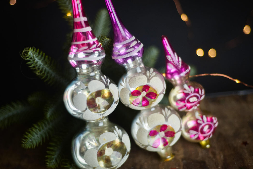 Vintage Pink & Gold Indent Glass Tree Topper – 1960s