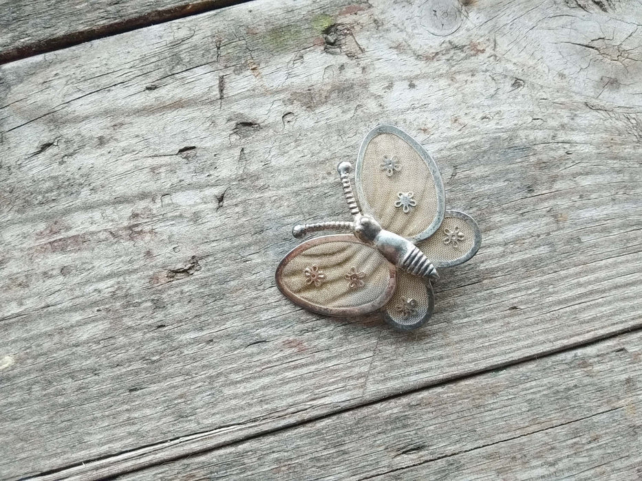 Vintage Butterfly Brooch: Silver Tone Insect Pin, Retro Jewelry