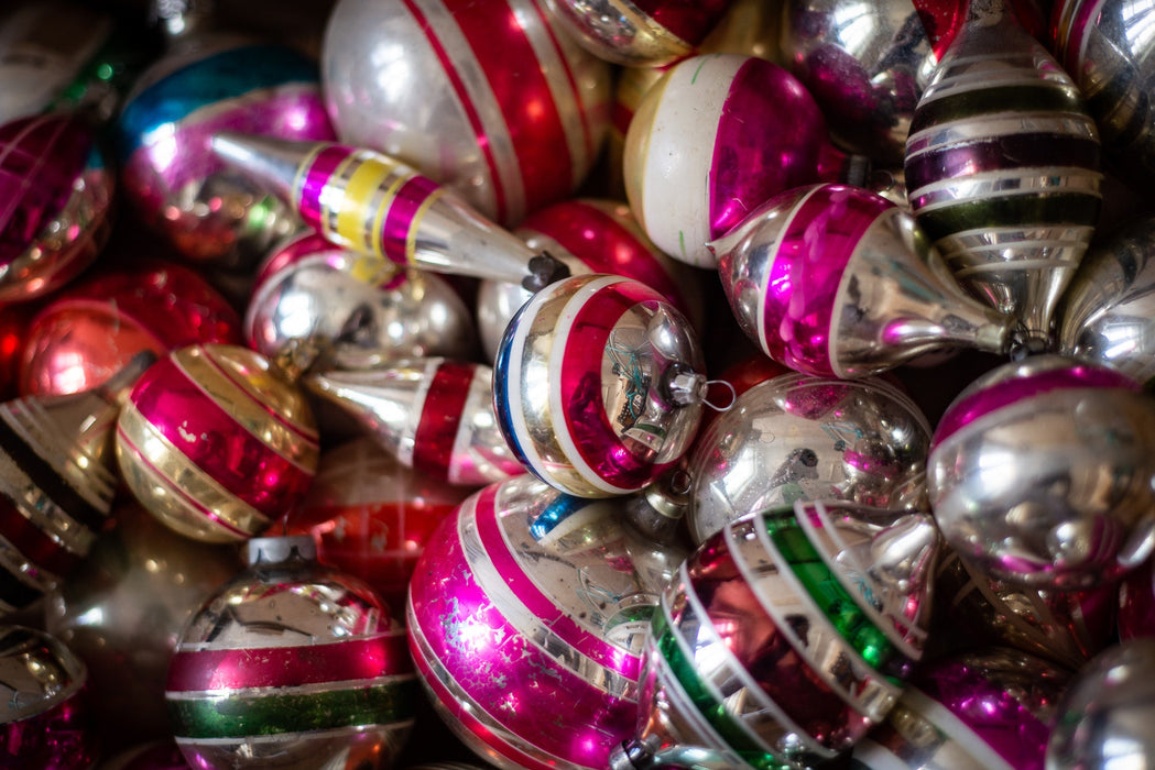 6–24 Vintage Glass Christmas Ornaments – Striped Retro Baubles Random Set