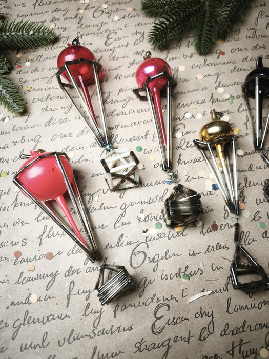 Soviet Sputnik Ornament, Vintage Glass Long Drop 16-18Cm Red/Gold