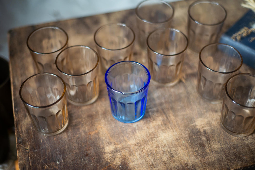 1970s Brown and Blue Shot Glasses – Vintage Sets