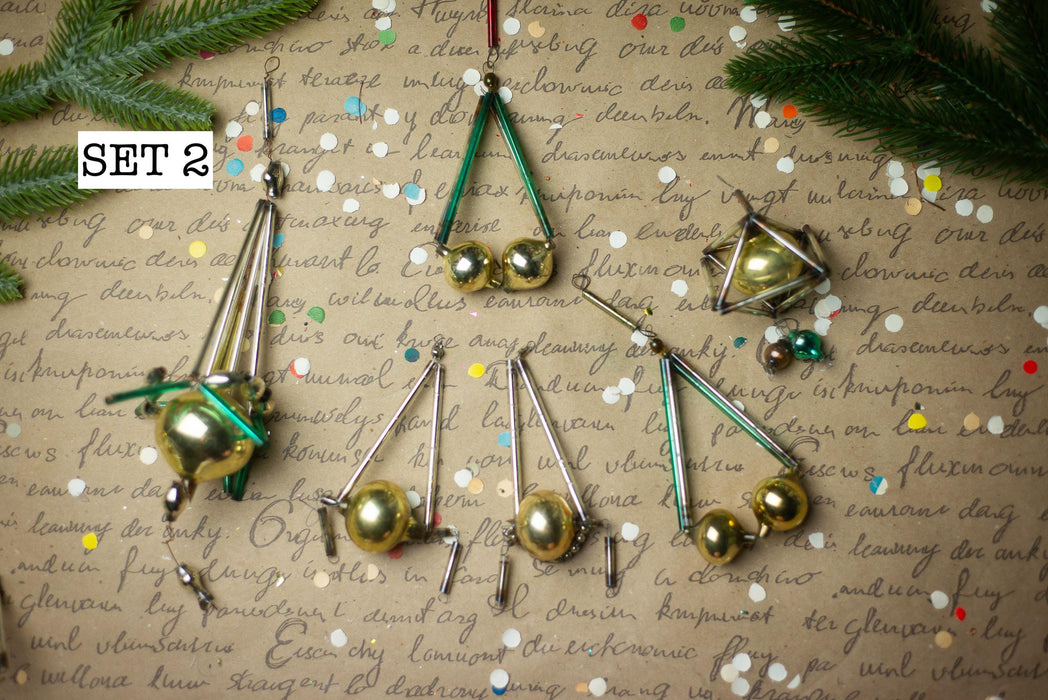 Vintage Gold Green Sputnik Ornaments – Set of 12