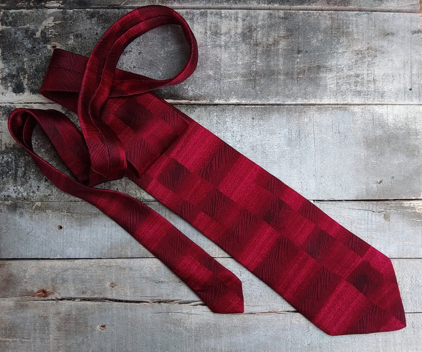 Vintage Burgundy Necktie, Silk Printed Tie, Retro Wedding Mens Accessory