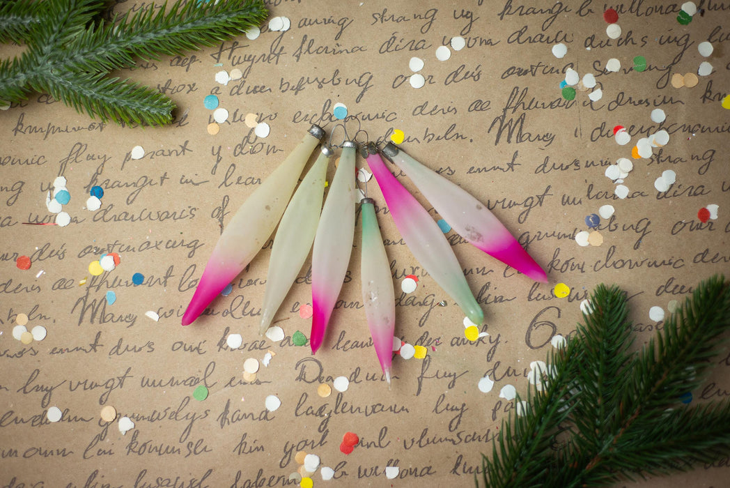 Vintage Frosted Glass Icicles – Set of 6