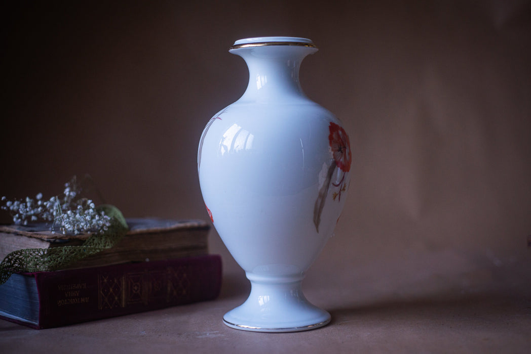 Vintage white porcelain vase, with red poppies, thomas Bavaria vase, 70th