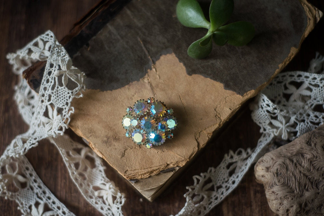 Crystal brooch, rhinestone 1970s jewelry