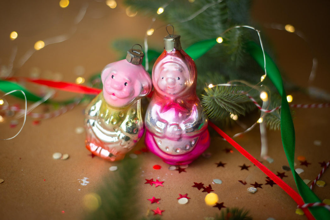 Vintage Glass Ornaments – Grandma & Grandpa Retro Holiday Couple, Classic Christmas Figurines