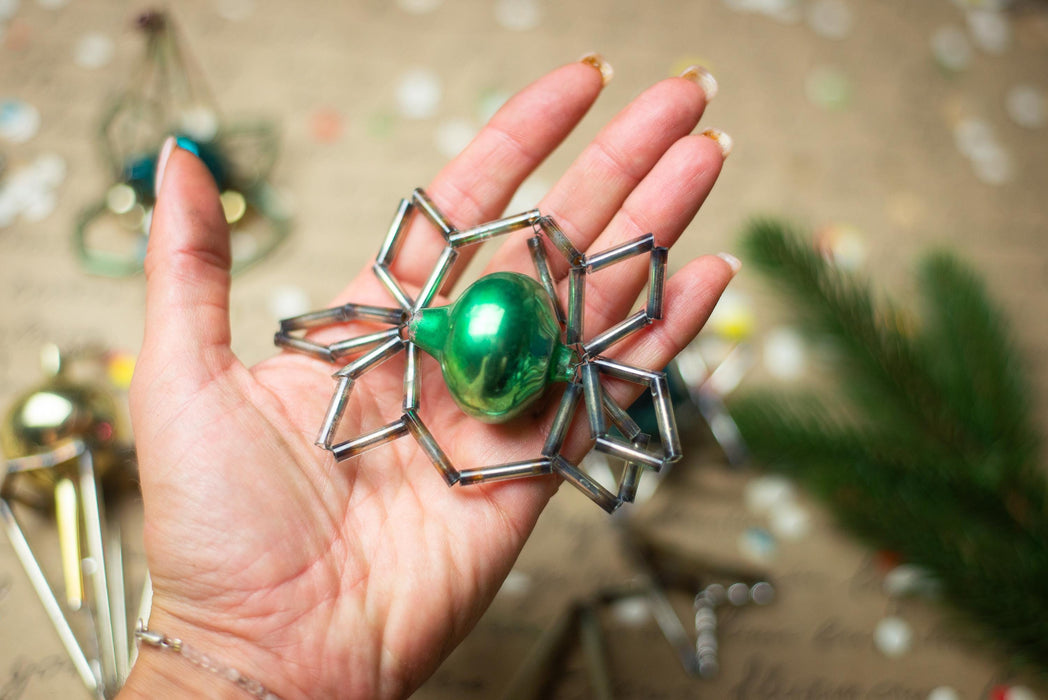 Vintage Sputnik Glass Ornaments – Set of 6